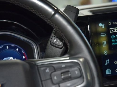 Used 2024 Chevrolet Silverado 3500 LT image 29