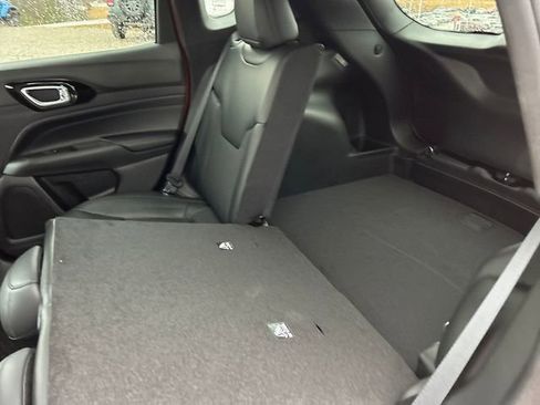 New 2026 Jeep Compass Latitude image 41