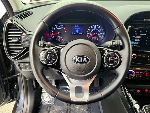 Used 2020 Kia Soul EX image 13