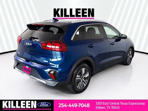 Used 2022 Kia Niro LXS FWD image 9