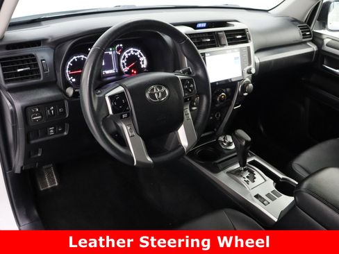 Used 2022 Toyota 4Runner TRD Sport image 13