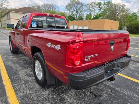 Used 2007 Dodge Dakota SLT w/ Trailer Tow Group AWD/4WD image 5