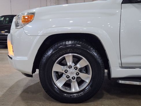Used 2013 Toyota 4Runner SR5 image 5