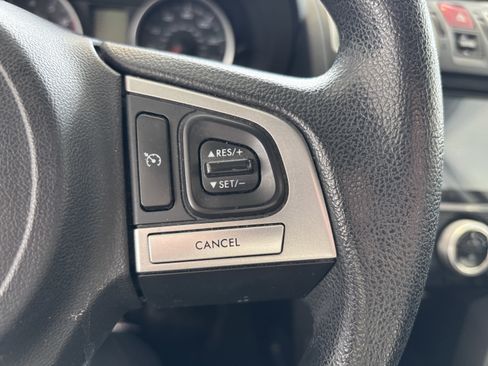 Used 2018 Subaru Forester 2.5i Premium w/ All-Weather Package image 12