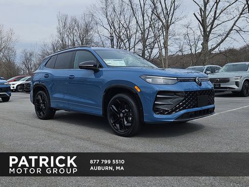 New 2026 Volkswagen Tiguan SE R-Line image 1