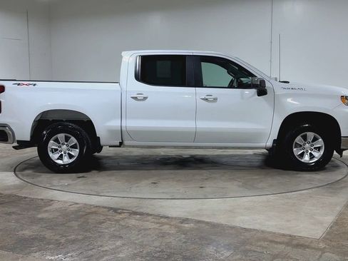 Used 2023 Chevrolet Silverado 1500 LT w/ Work Truck Package AWD/4WD image 9