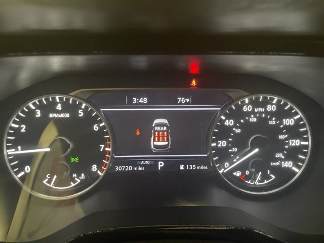 Used 2024 Nissan Pathfinder SL w/ Black Appearance Package AWD/4WD image 15