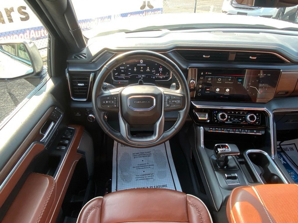 Used 2024 GMC Sierra 1500 Denali Ultimate AWD/4WD image 26