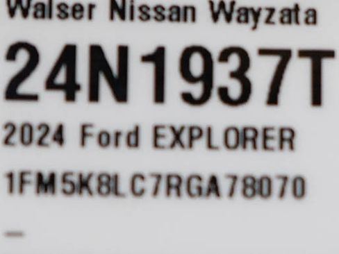 Used 2024 Ford Explorer King Ranch w/ Technology Package AWD/4WD image 30