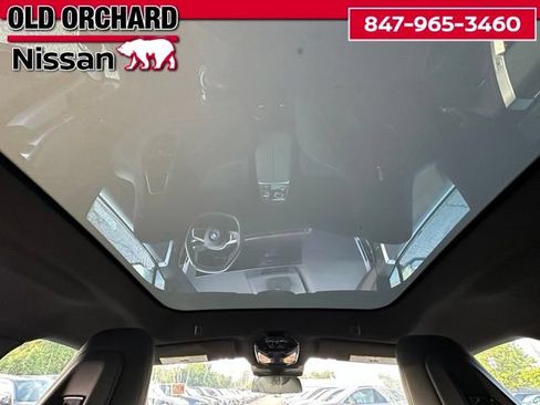 Used 2025 BMW iX xDrive50 w/ Convenience Package AWD/4WD image 16