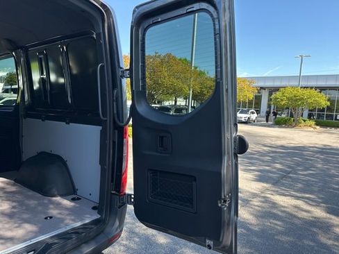 Used 2026 Mercedes-Benz Sprinter 2500 image 34