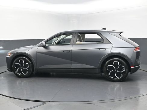 Used 2022 Hyundai Ioniq 5 SEL w/ Cargo Package image 14