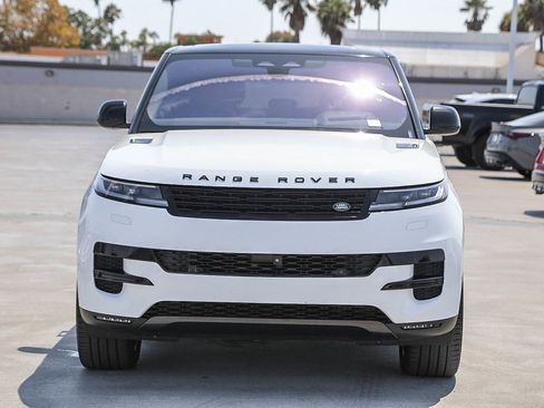 Used 2023 Land Rover Range Rover Sport SE AWD/4WD image 2