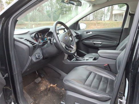 Used 2017 Ford Escape SE w/ SE Leather Comfort Package image 12