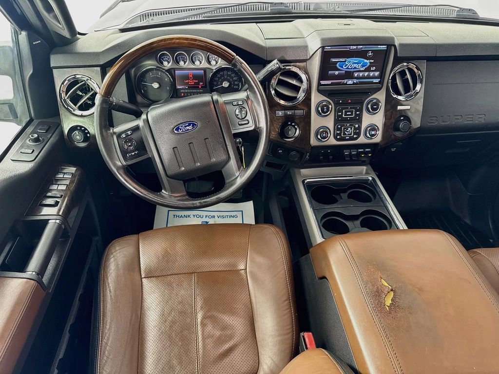 Used 2015 Ford F250 Platinum w/ FX4 Off-Road Package AWD/4WD image 28