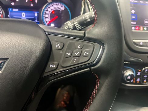 Certified 2023 Chevrolet Equinox RS image 16