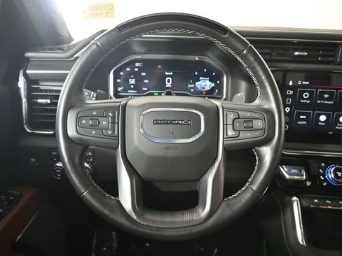 Used 2025 GMC Sierra 1500 Denali Ultimate AWD/4WD image 36