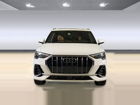 Used 2022 Audi Q3 2.0T Premium w/ Convenience Package AWD/4WD image 6