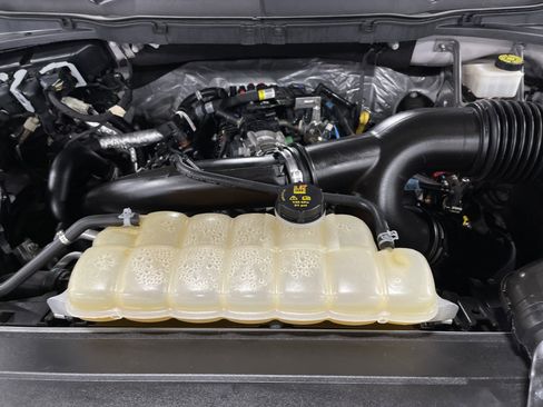 Used 2022 Ford F150 Lariat w/ Bed Utility Package image 17