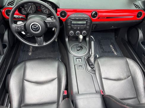 Used 2015 MAZDA MX-5 Miata Club RWD image 11