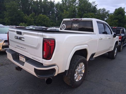 Used 2022 GMC Sierra 2500 Denali AWD/4WD image 4