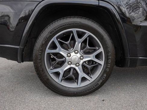 Used 2019 Jeep Grand Cherokee Overland image 10