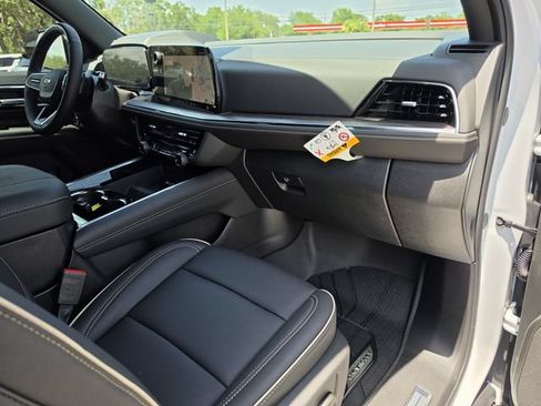 New 2026 Chevrolet Tahoe Premier AWD/4WD image 14