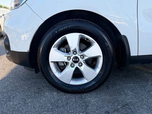 Used 2019 Kia Soul FWD image 38
