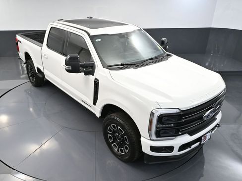 Used 2025 Ford F250 Platinum AWD/4WD image 61