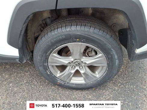 Used 2024 Toyota RAV4 XLE FWD image 10