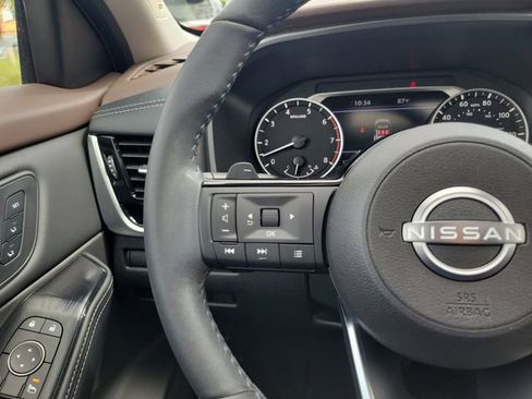 Used 2023 Nissan Rogue SL w/ SL Premium Package FWD image 20