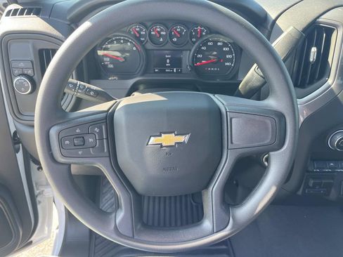 Certified 2025 Chevrolet Silverado 1500 Custom image 17