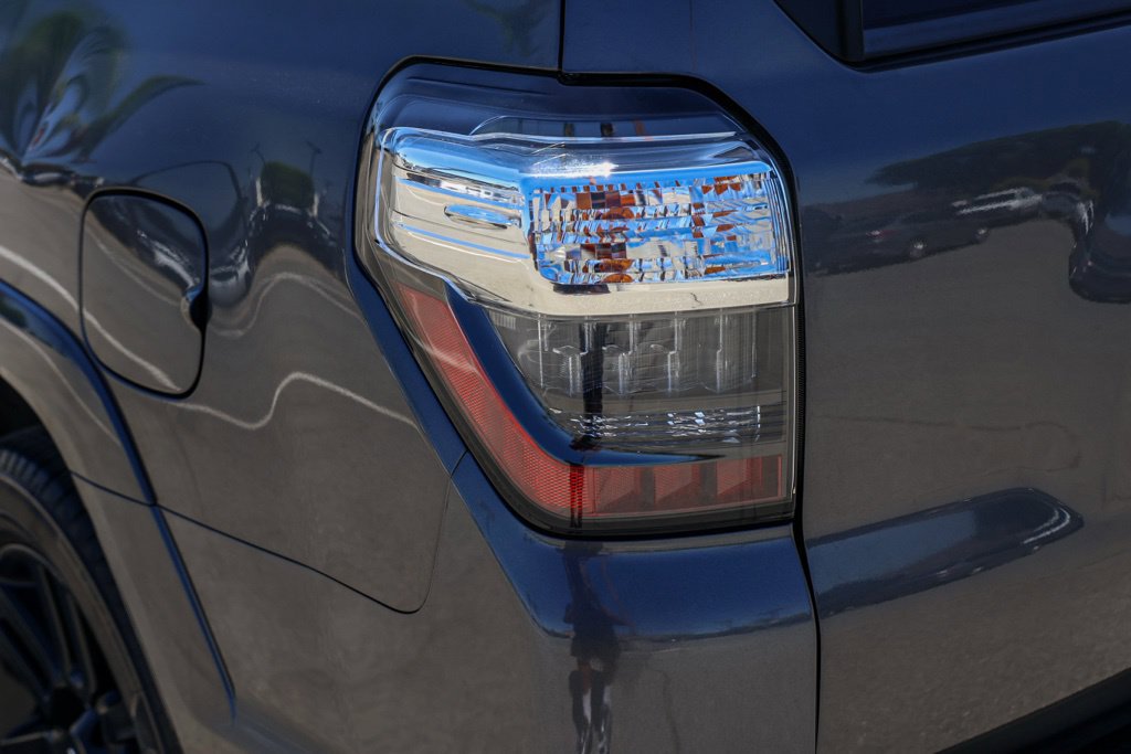 Used 2019 Toyota 4Runner Limited AWD/4WD image 8