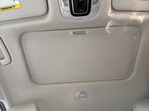 Used 2023 Hyundai Elantra Limited FWD image 35