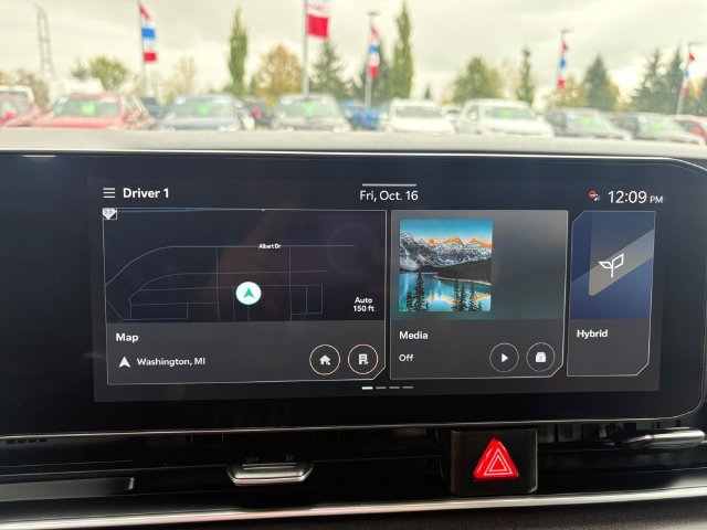 Certified 2025 Kia Carnival EX FWD image 27