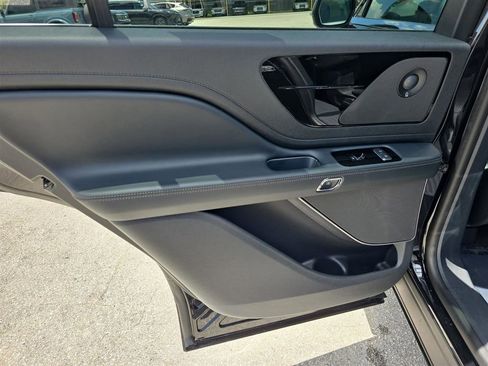 New 2025 Lincoln Aviator 2WD w/ Equipment Group 101A image 12