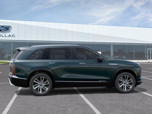 New 2026 Cadillac Vistiq Luxury AWD/4WD image 6
