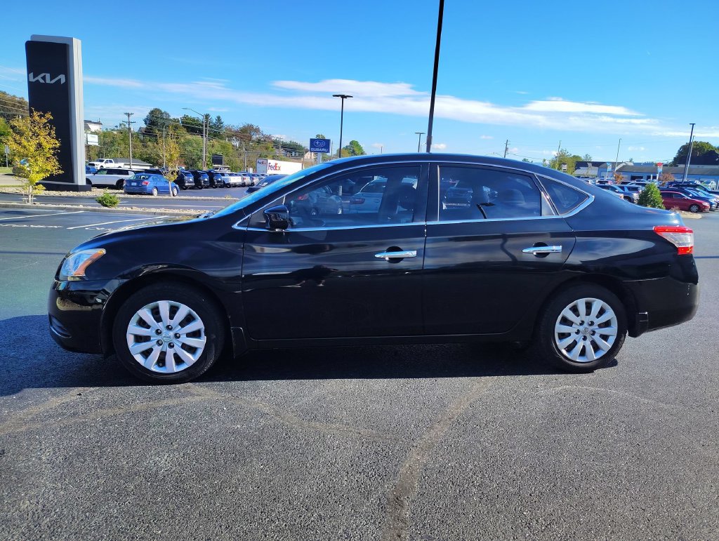 Used 2015 Nissan Sentra SV FWD image 3