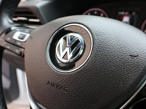 Used 2021 Volkswagen Passat 2.0T R-Line image 26