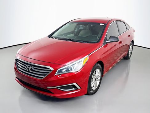 Used 2017 Hyundai Sonata SE image 4