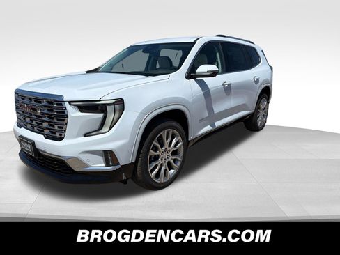 New 2026 GMC Acadia Denali AWD/4WD image 4