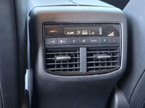 Used 2022 MAZDA CX-9 Touring image 17