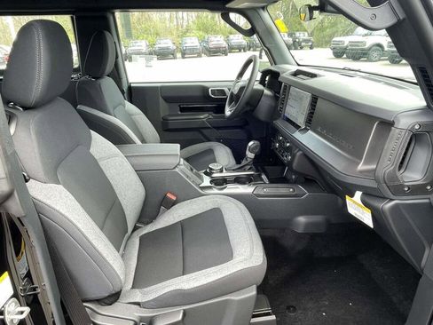 New 2026 Ford Bronco 2-Door AWD/4WD image 21