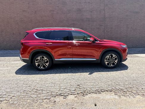 Used 2019 Hyundai Santa Fe AWD image 6