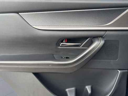 Certified 2025 MAZDA CX-90 3.3 Turbo w/ Preferred Package image 13