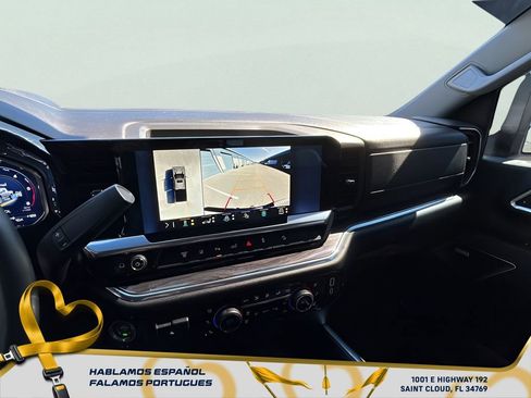 Used 2025 Chevrolet Silverado 2500 LTZ w/ LTZ Plus Package image 17