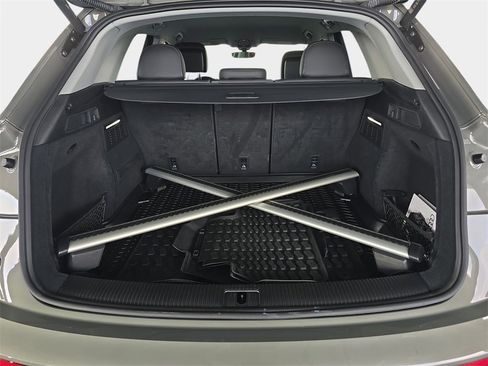 Used 2023 Audi Q5 2.0T Premium w/ Convenience Package image 28