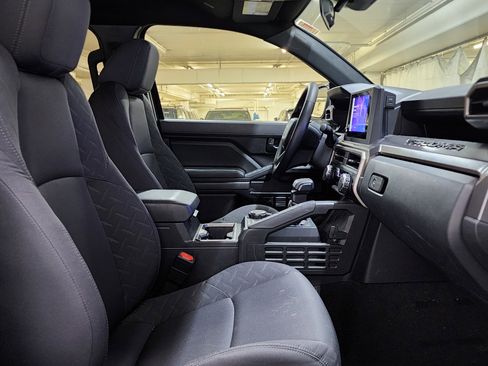 Used 2024 Toyota Tacoma SR5 image 22