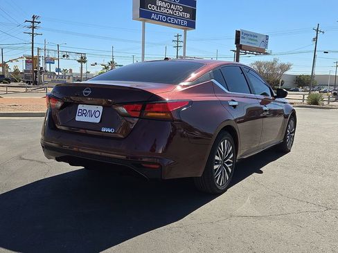 Used 2025 Nissan Altima 2.5 SV image 4