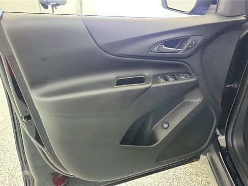 Used 2023 Chevrolet Equinox LT FWD image 31